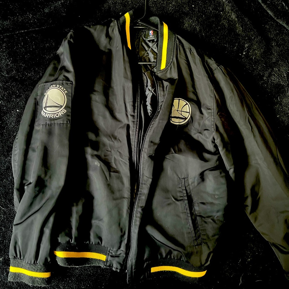 Men’s NBA Warrior’s Bomber Large